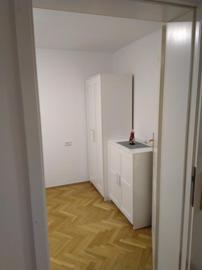 Apartament Zielona Wierzba Blisko Sky Tower Apartment Вроцлав Екстериор снимка