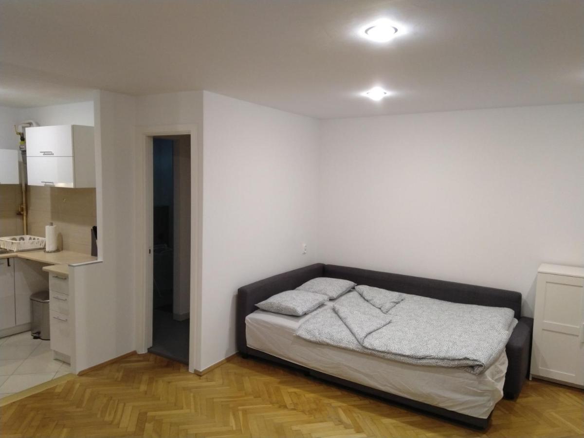 Apartament Zielona Wierzba Blisko Sky Tower Apartment Вроцлав Екстериор снимка