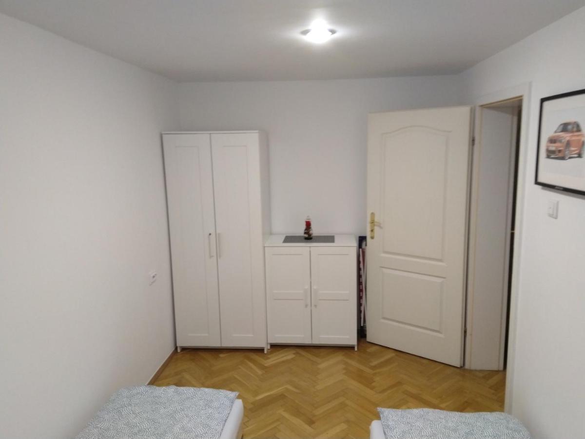 Apartament Zielona Wierzba Blisko Sky Tower Apartment Вроцлав Екстериор снимка